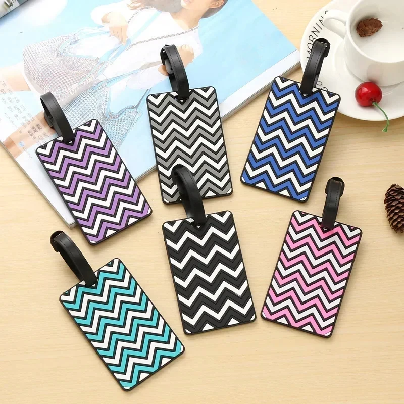 Travel Accessories Name - Geometrische Gepäckanhänger für Damen und Herren,