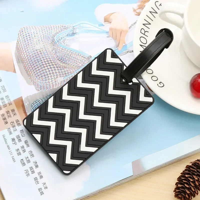 Geometrische Gepäckanhänger fü – Travel Accessories Name Bewertung und Preis